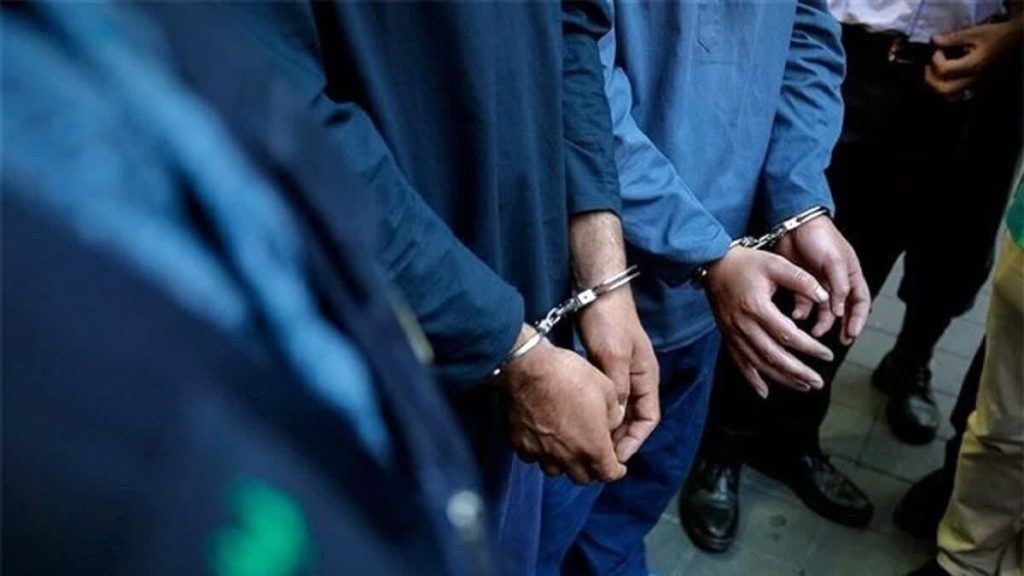 دستگیری ۶ دهیار بندرعباس به اتهام همکاری در قاچاقچی سوخت