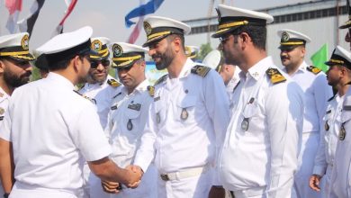 پهلو گیری نیروی دریایی عمان در اسکله منطقه یکم دریایی امامت بندرعباس