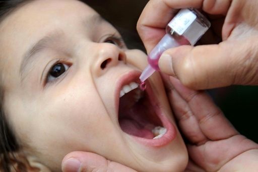 واکسینه شدن ۲۰۲۷۰ کودک برابر فلج اطفال در قشم