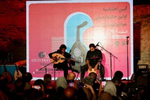 معرفی نفرات برتر نخستین جشنواره ملی عودنوازی در قشم