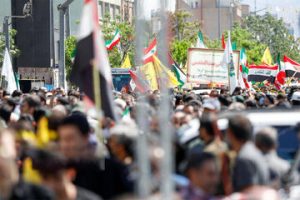 راهپیمایی هرمزگانی ها در حمایت از حملات سپاه